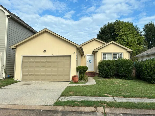 10118 Berrypatch Ln, Tomball, TX 77375
