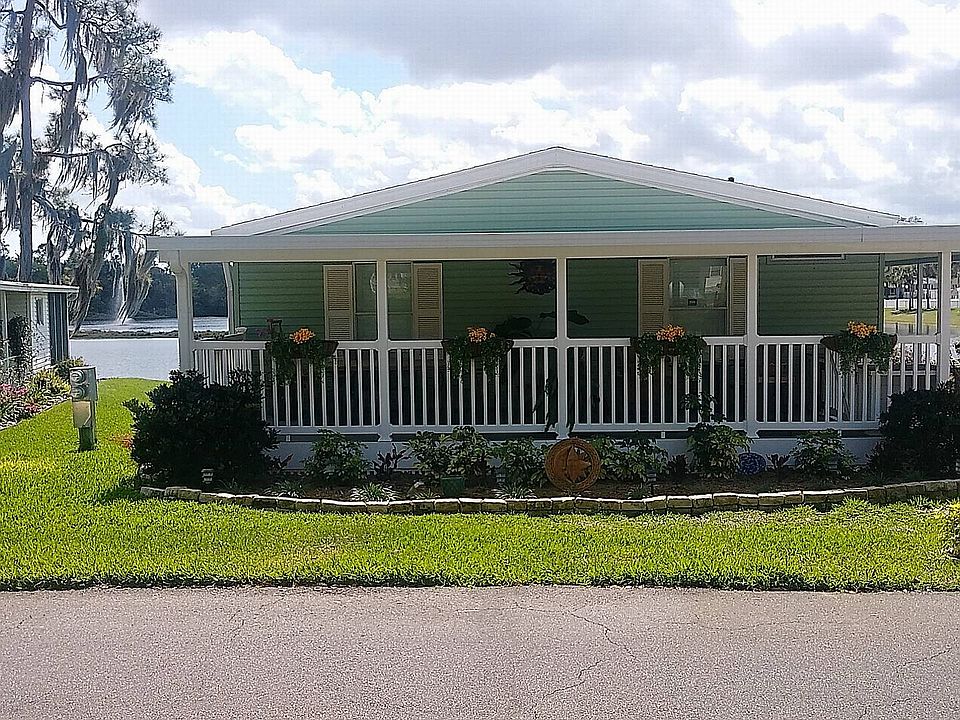 1st image of 339 Kingslake Dr