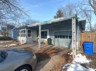 1060 W King St, Decatur, IL 62522