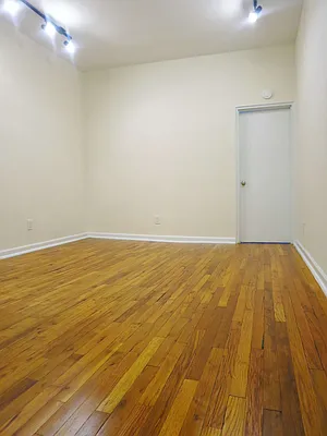 Rented by City & Suburban | media 18