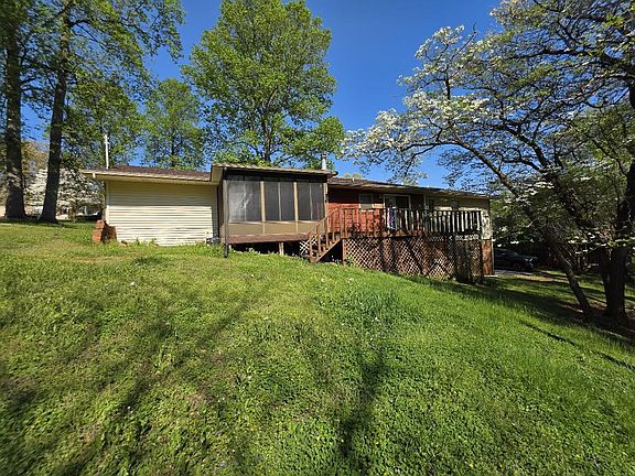 3rd image of 1125 Millrace Rd