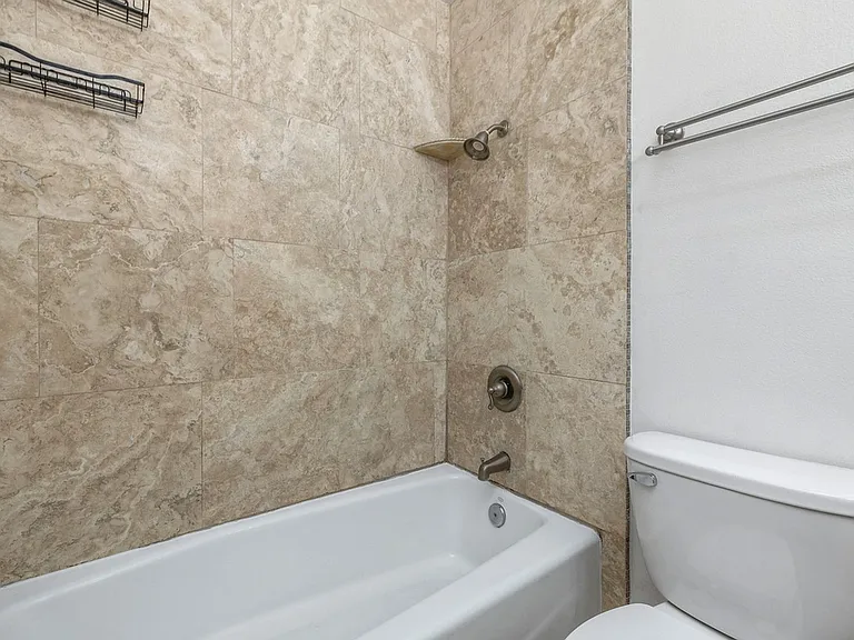 8308 Regents Rd — Photo 19