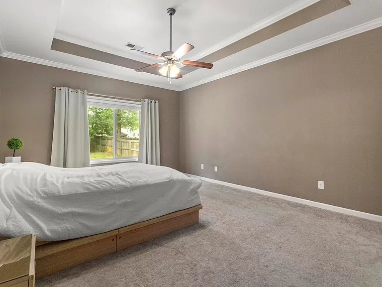 2243 Turnbury Ln — Photo 14