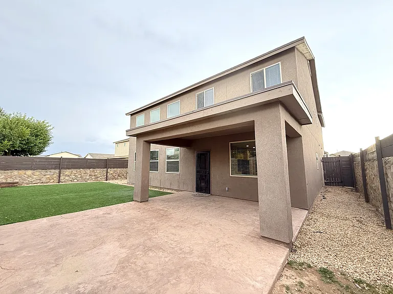 1028 Flyer Pl — Photo 58