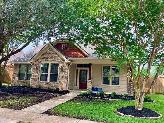 2nd image of 3912 Lienz Ln
