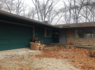 2374 Greasy Creek Rd, Nashville, IN 47448