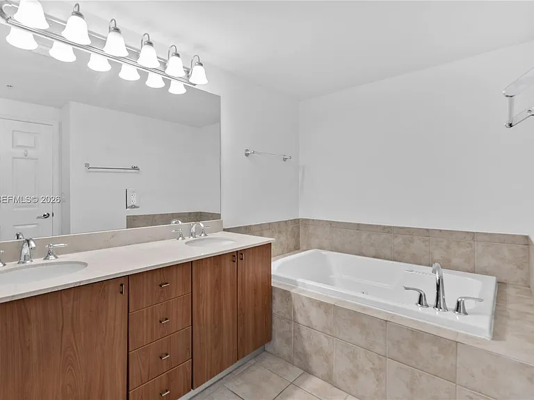 888 S Douglas Rd — Photo 11