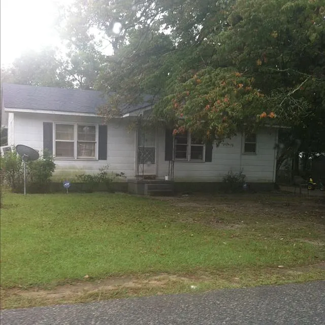 710 Stewart Ave - 1 — Photo 1