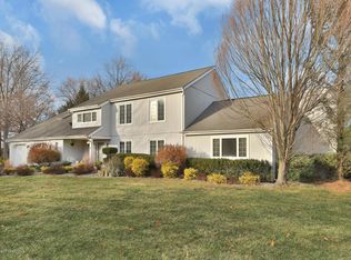 7 Kelesey Ct, New Monmouth, NJ 07748