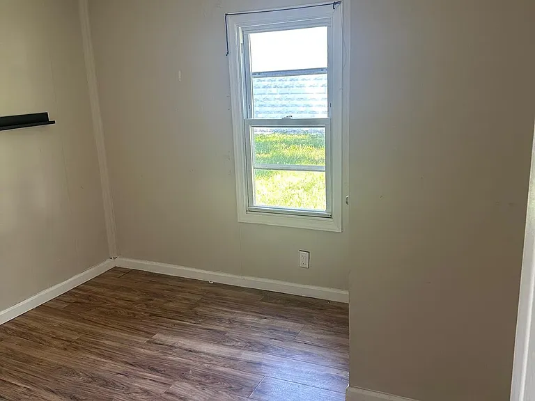 155 Fisher Ave — Photo 6