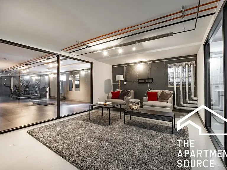 1225 W Foster Ave #3B — Photo 9