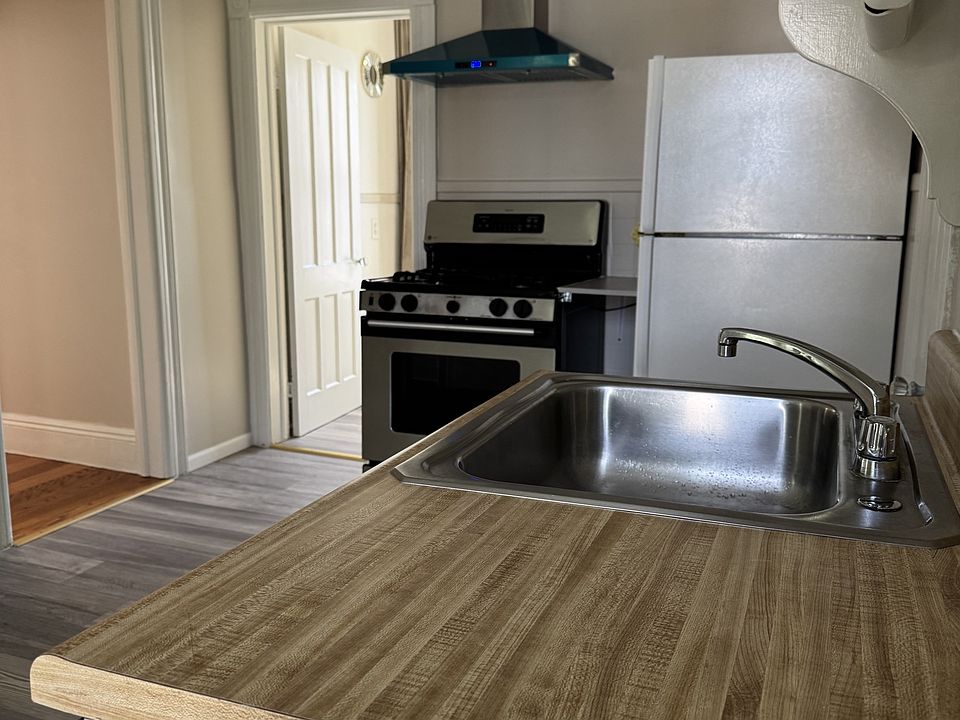 1st image of 815 Eagle St #11384411