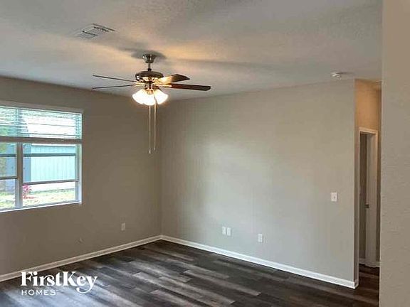 3rd image of 3531 Summit Oaks Dr