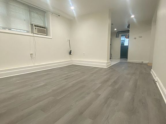 2nd image of 2714 W Julia Ct