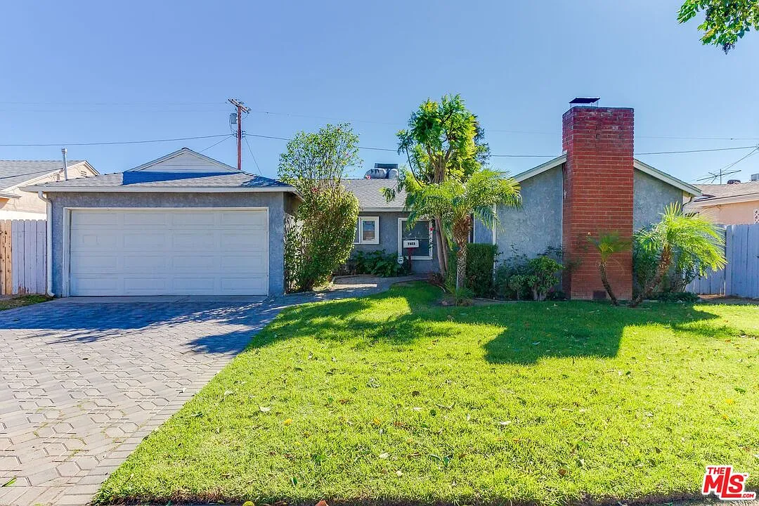4 bed, 2.0 bath, 1550 sqft, $4,995 — Photo 2