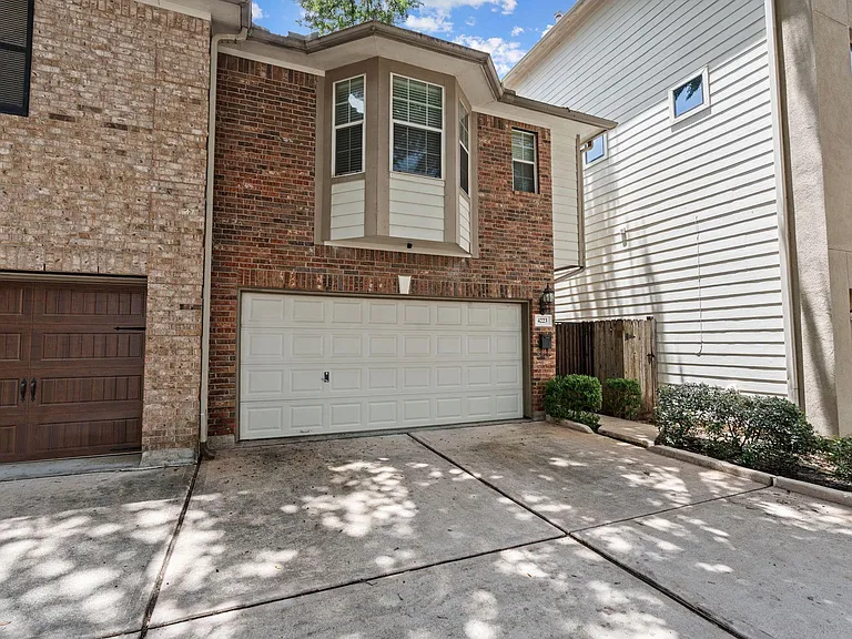 4223 Rose St — Photo 39