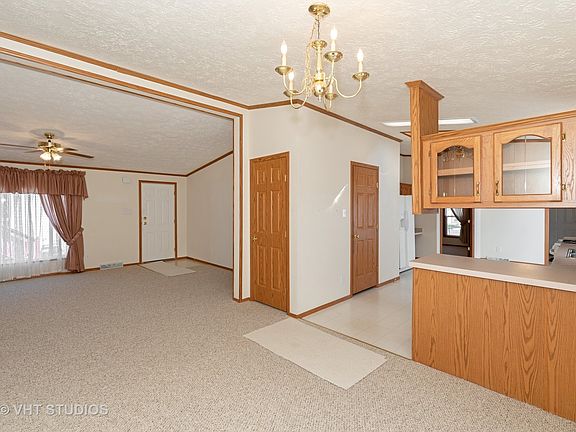 5th image of 4836 Pasatiempo Dr