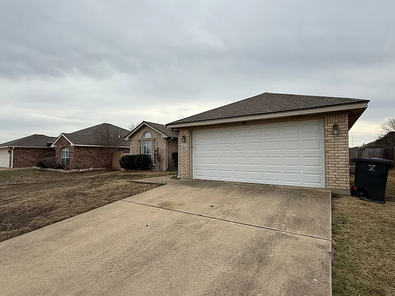4302 Jim Ave — Photo 3