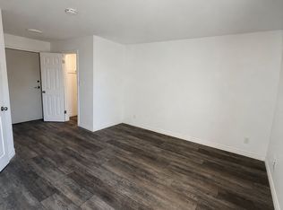 38 Ainslie St N #204, Cambridge, ON N1R3J5