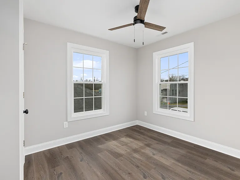 400 Cedar Ave #400 — Photo 28