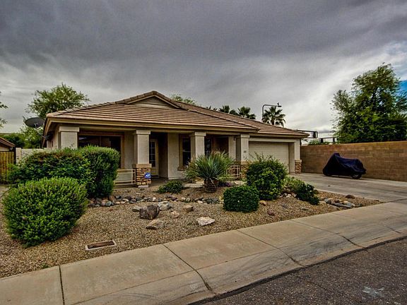 3rd image of 12917 W Lewis Ave