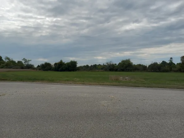 228 Taylors Ct, Scottville, MI 49454