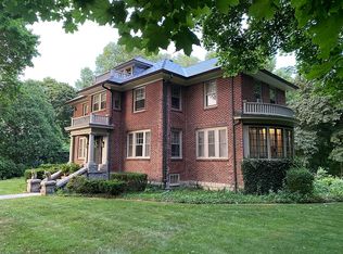 160 Woonsocket Hill Rd, North Smithfield, RI 02896