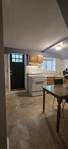 130 Merriam Ave #4 Photo 1