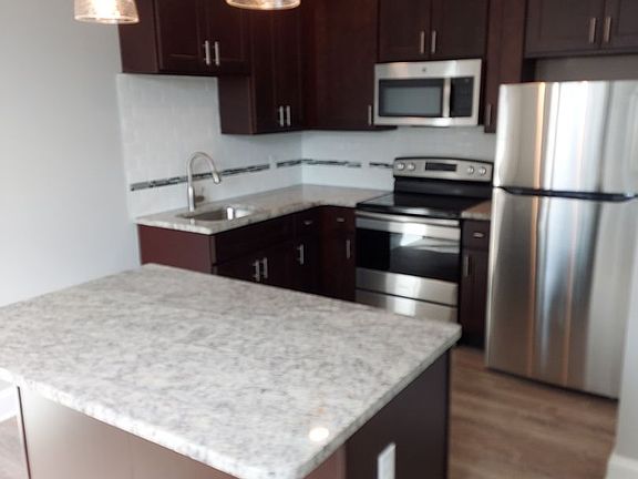 3rd image of 134 E Broad St #202