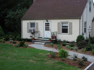 148 E Village Rd, Shelton, CT 06484