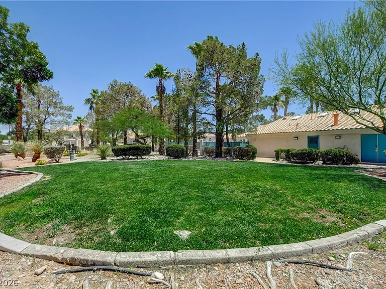 8039 Teresita Ave — Photo 56