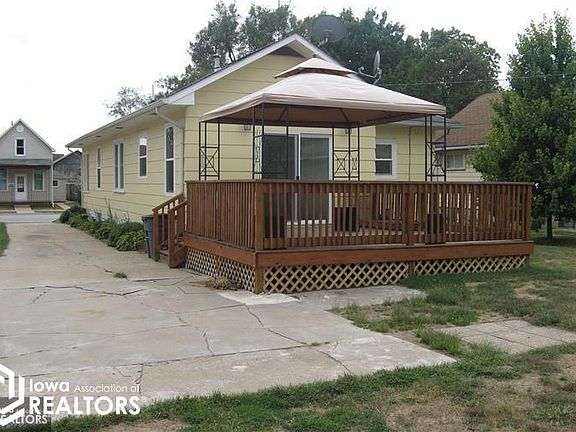2nd image of 1513 Avenue E