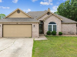 11923 N 107th East Pl, Collinsville, OK 74021