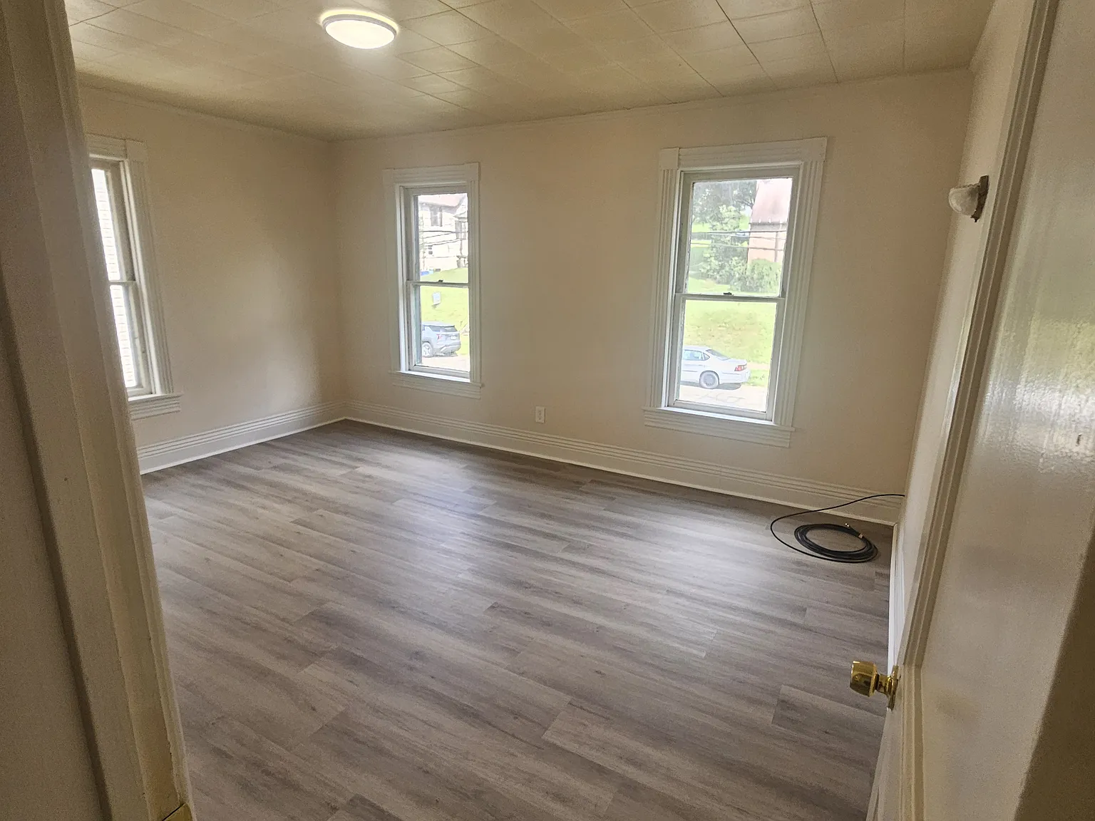 2 bed, 900 sqft, $975 — Photo 4