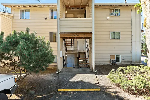 Charbern Apartments Photo 1