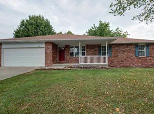 2215 W Austin St, Bolivar, MO 65613
