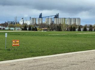 7th Ave SE #11, Rugby, ND 58368