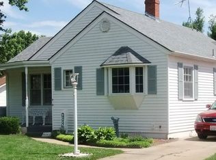 103 W 25th Ave, Hutchinson, KS 67502