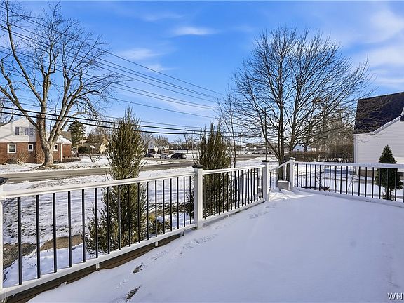 5th image of 81 Huth Rd