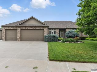 10022 S 177th St, Omaha, NE 68136