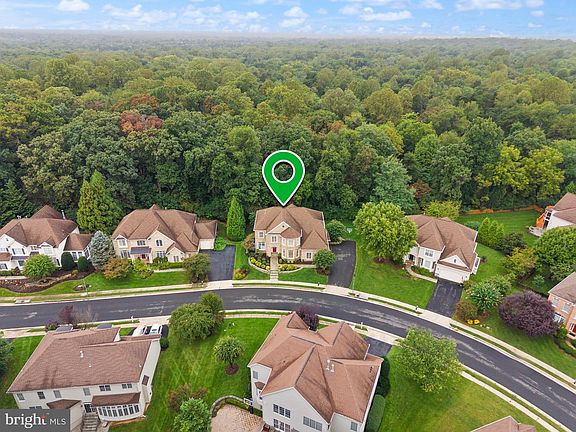 3rd image of 13770 Henry Pond Ct