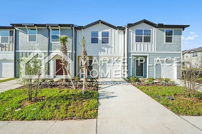 12000 Sylvia St — Photo 2