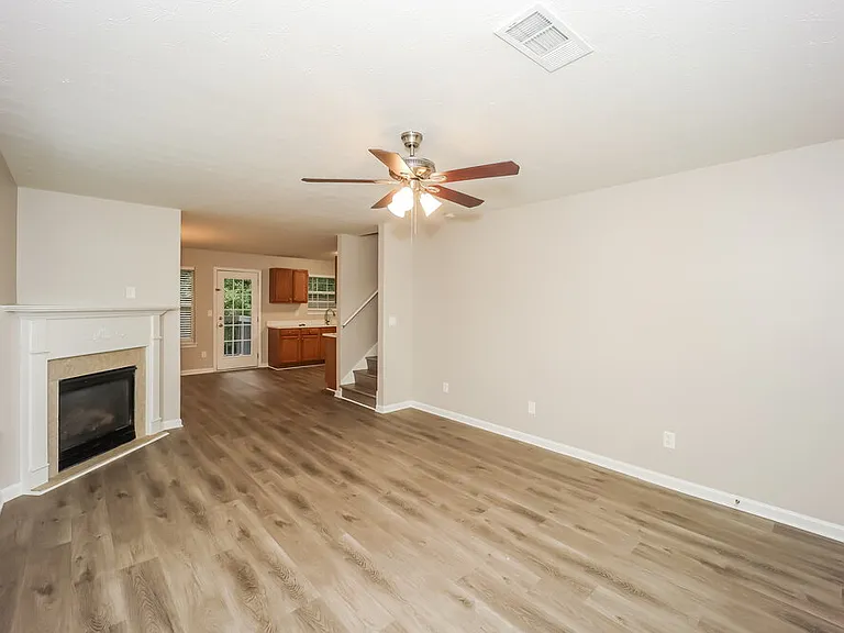 2534 Walter Way — Photo 5