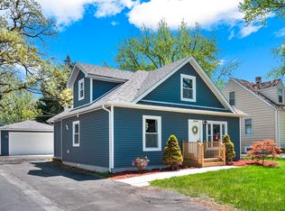 10500 S Roberts Rd, Palos Hills, IL 60465