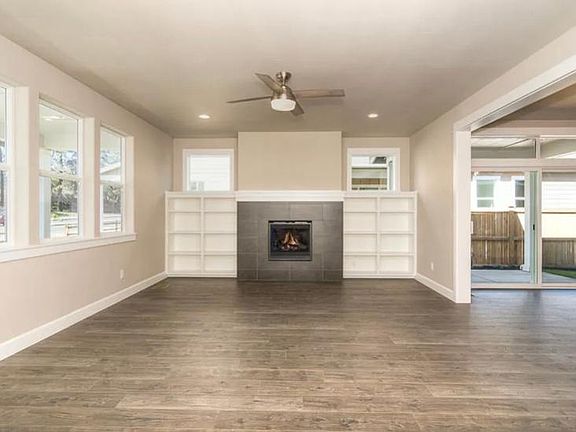 2nd image of 20478 Murphy Rd