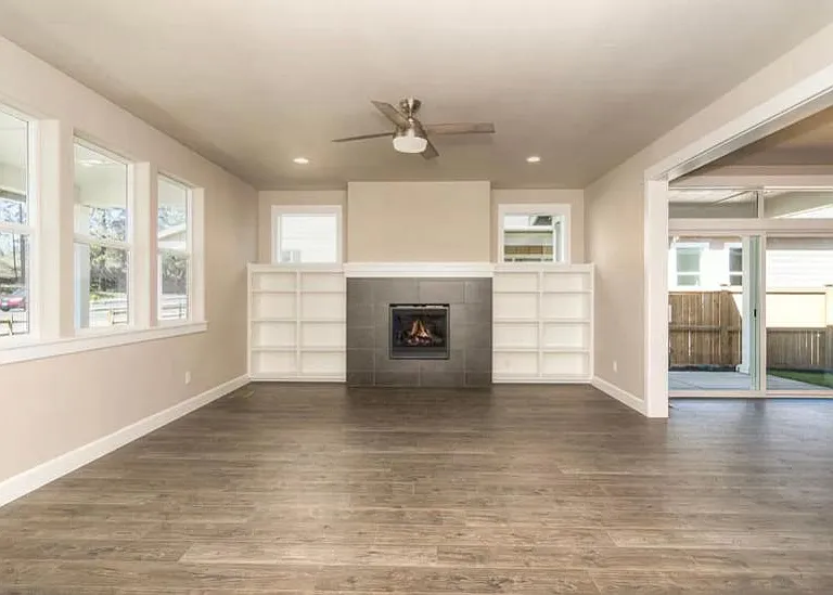 20478 Murphy Rd — Photo 2