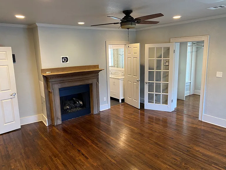 1515 S Carson Ave — Photo 8