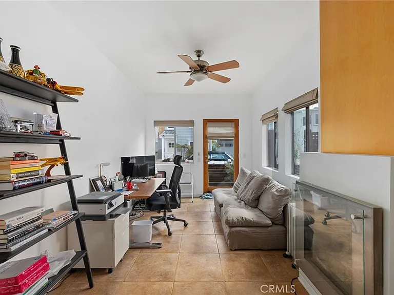 701 Loma Dr — Photo 50