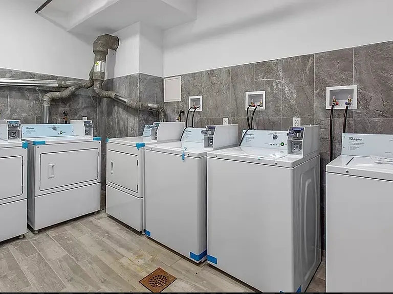 14-43 31st Ave #4B — Photo 9