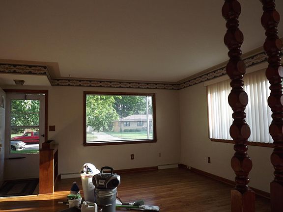 Living room 2